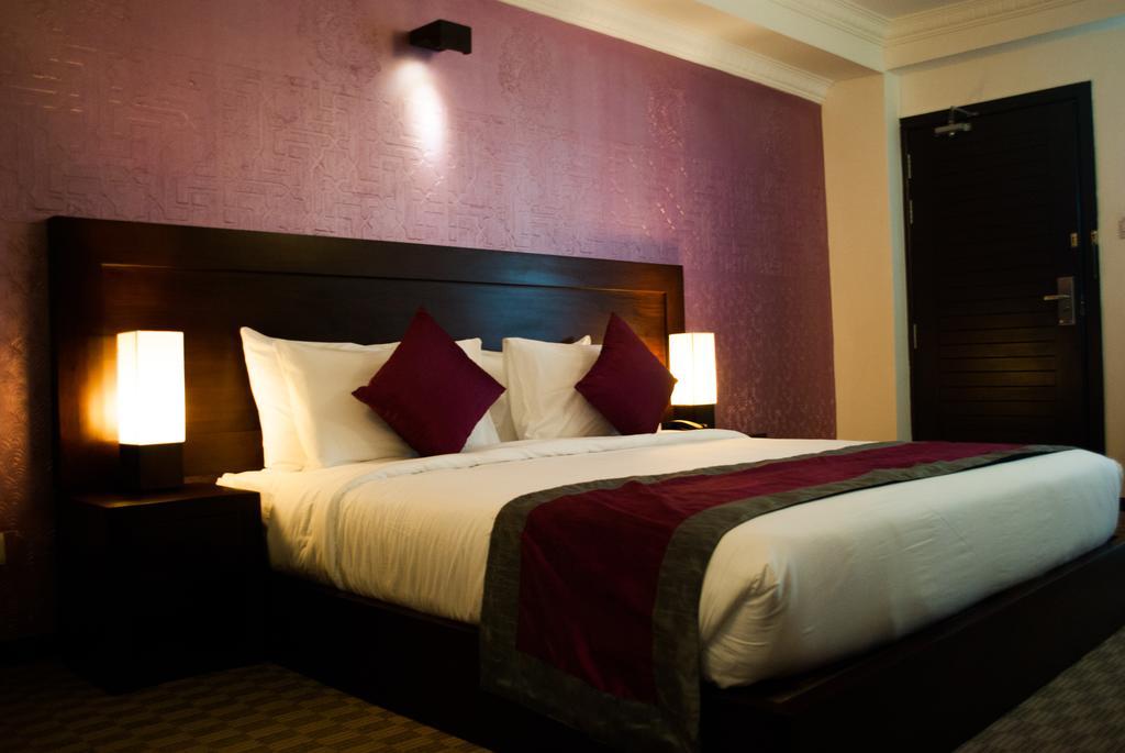 Ceylon Hotel,colombo Коломбо