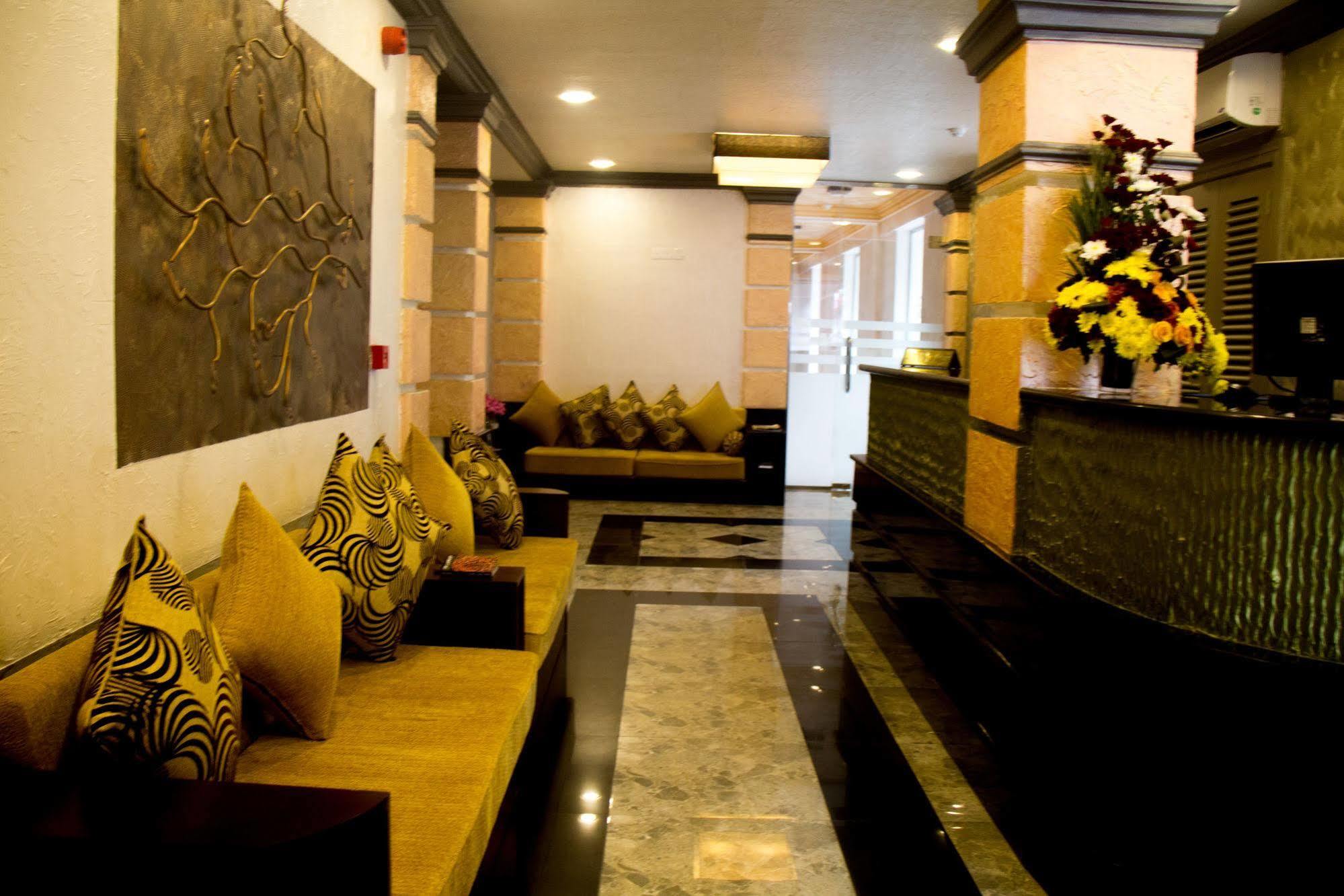 Готель Ceylon Hotel,colombo