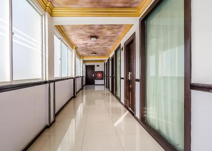 Ceylon City Hotel,Colombo