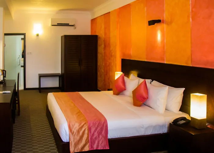Ceylon City Hotel,Colombo
